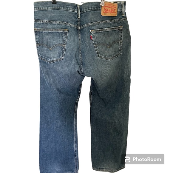 Levi’s Men’s 569 Jeans Size 36x30  100% Cotton Medium Wash - Picture 3 of 11